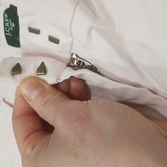 J.Crew Stretch Favorite Fit Powder Pink Capri Chino Shorts - Picture 9 of 9